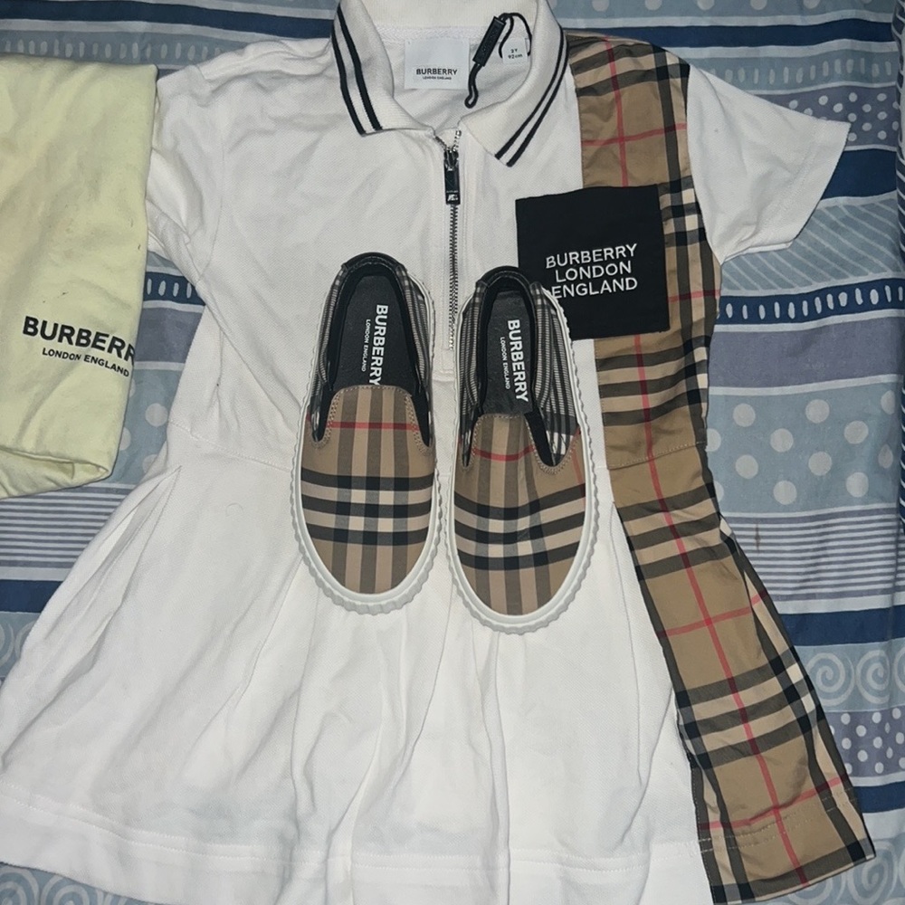 Authentic Burberry dress with shoes